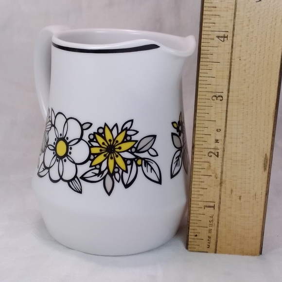 Noritake Progression TRESSA Creamer White Yellow Black Flowers 9029 - Picture 5 of 11